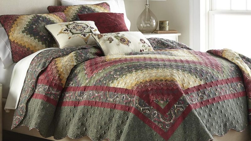 Donna Sharp Contemporary Quilt Bedding Set: A Perfect Addition to Your Rustic Decor