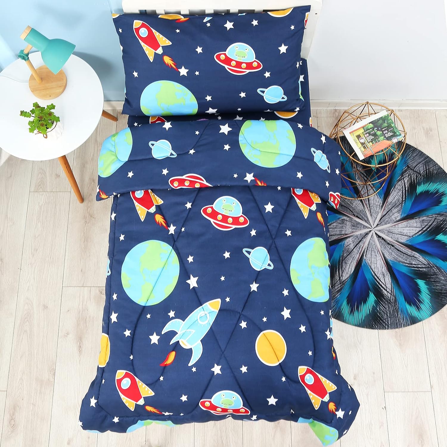 Cloele 3 Piece Toddler Bedding Set - The Perfect Space-Themed Bedding for Your Little Astronaut